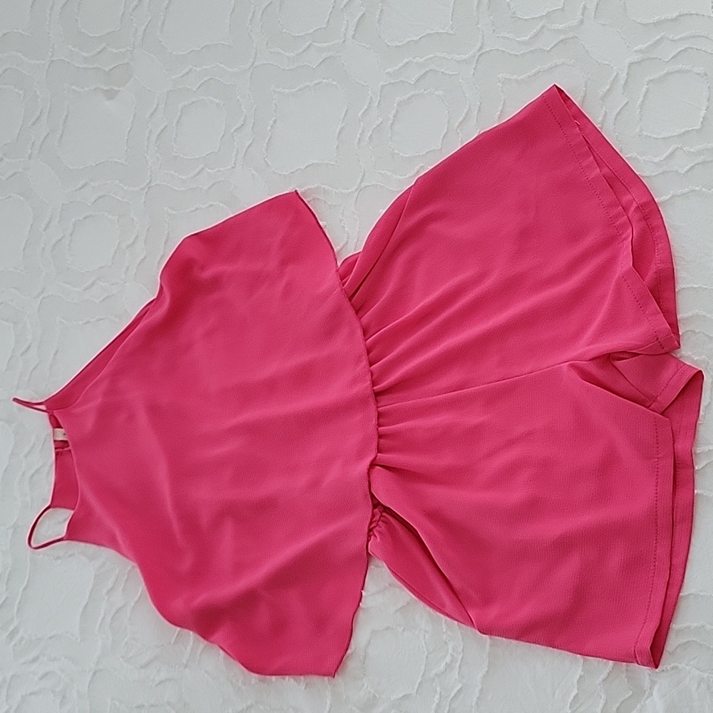 Like New Tyche Sleeveless romper hot pink pockets popover